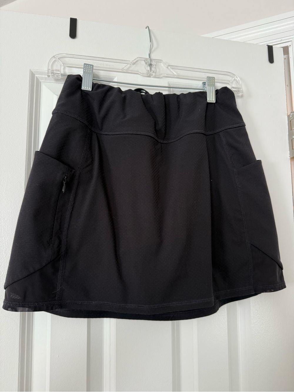 Athleta Black Active Skort with Side Pockets